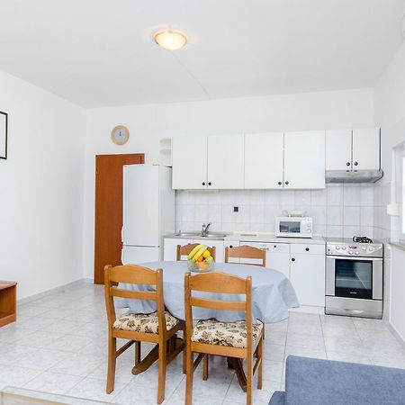 טרוגיר Apartments And Rooms Iva מראה חיצוני תמונה