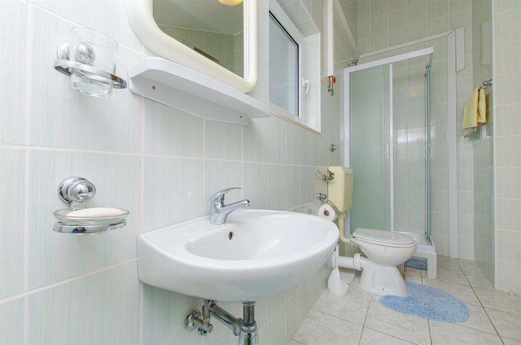 טרוגיר Apartments And Rooms Iva מראה חיצוני תמונה