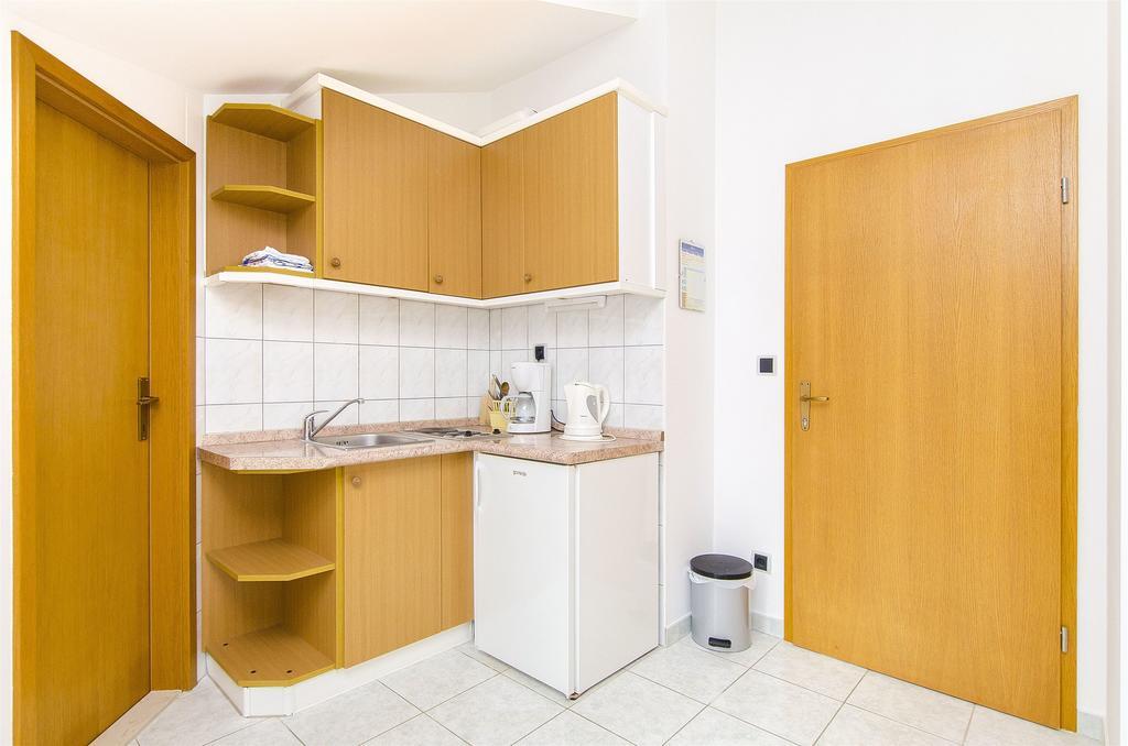 טרוגיר Apartments And Rooms Iva מראה חיצוני תמונה